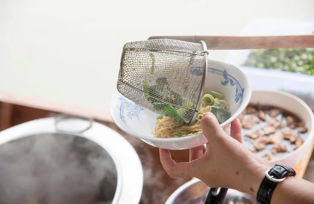 ลงทุนขายก๋วยเตี๋ยวใช้เงินเท่าไหร่